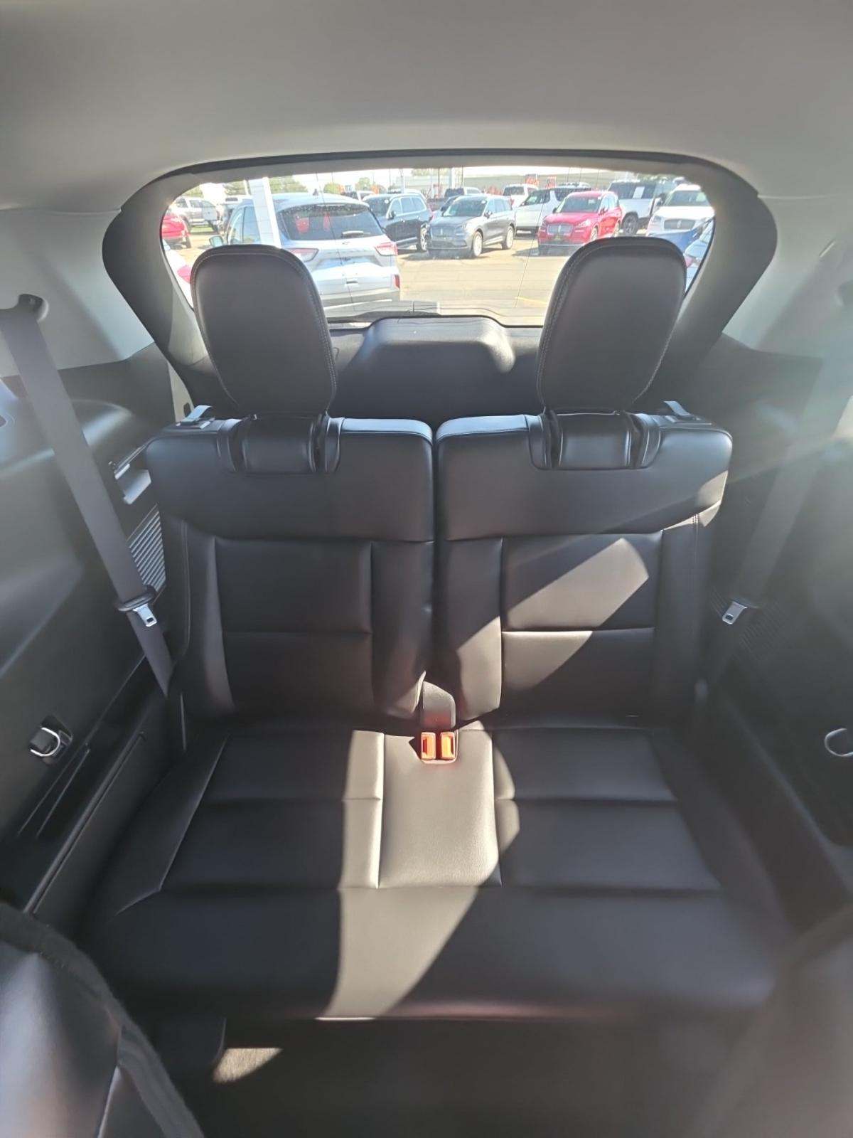 2022 Ford Explorer XLT AWD