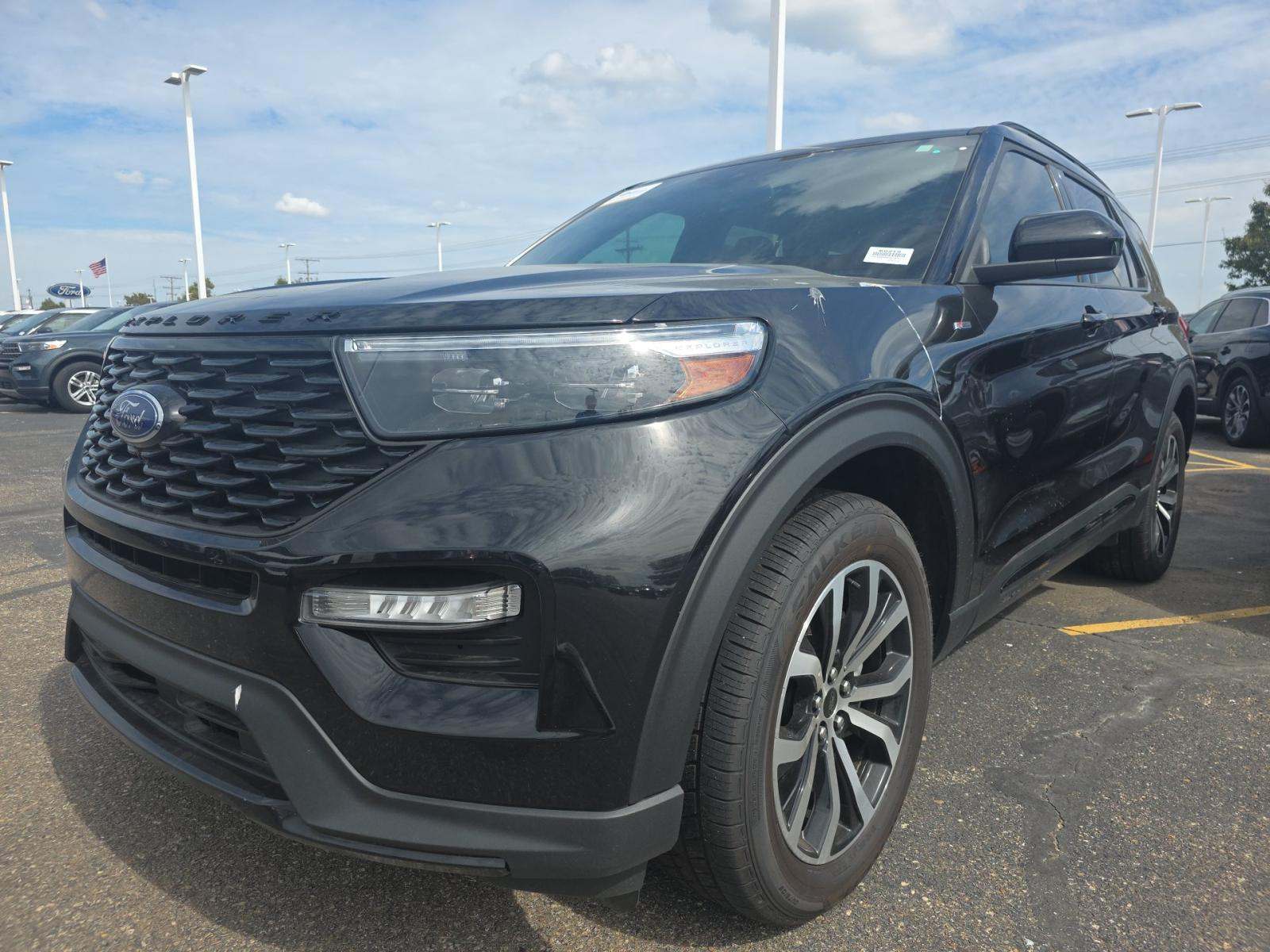 2024 Ford Explorer ST-Line AWD