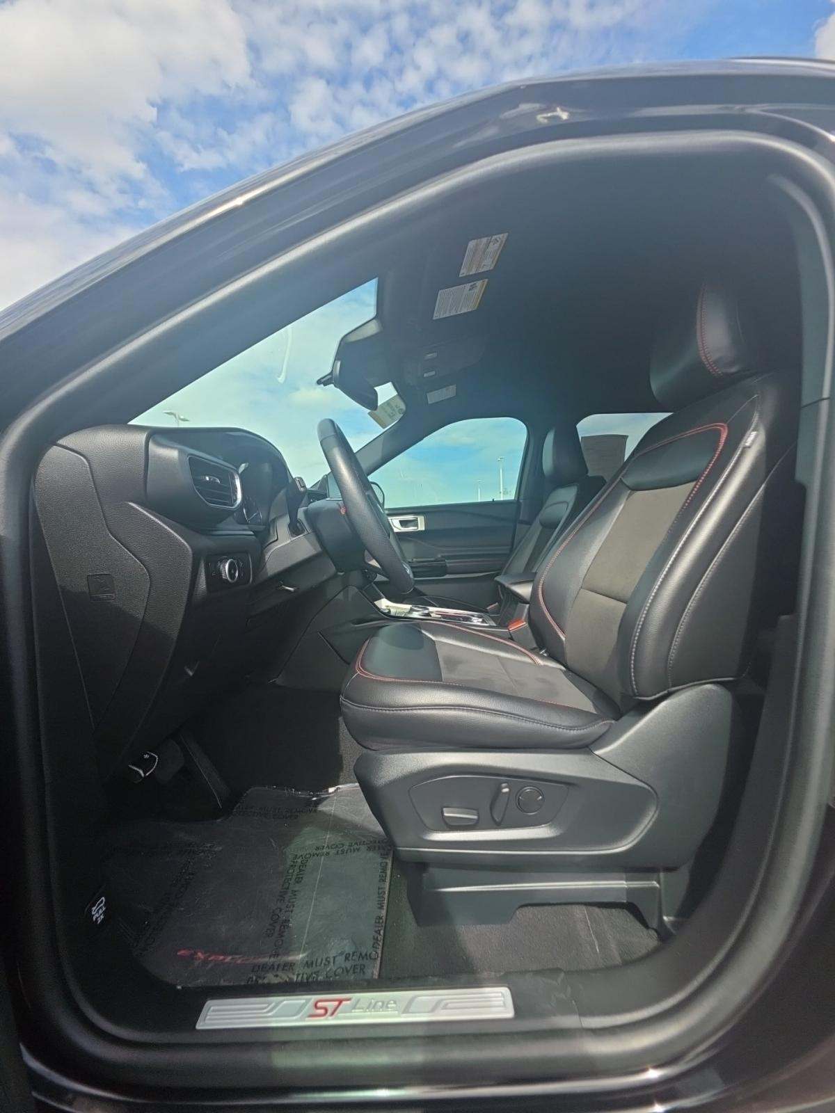 2024 Ford Explorer ST-Line AWD