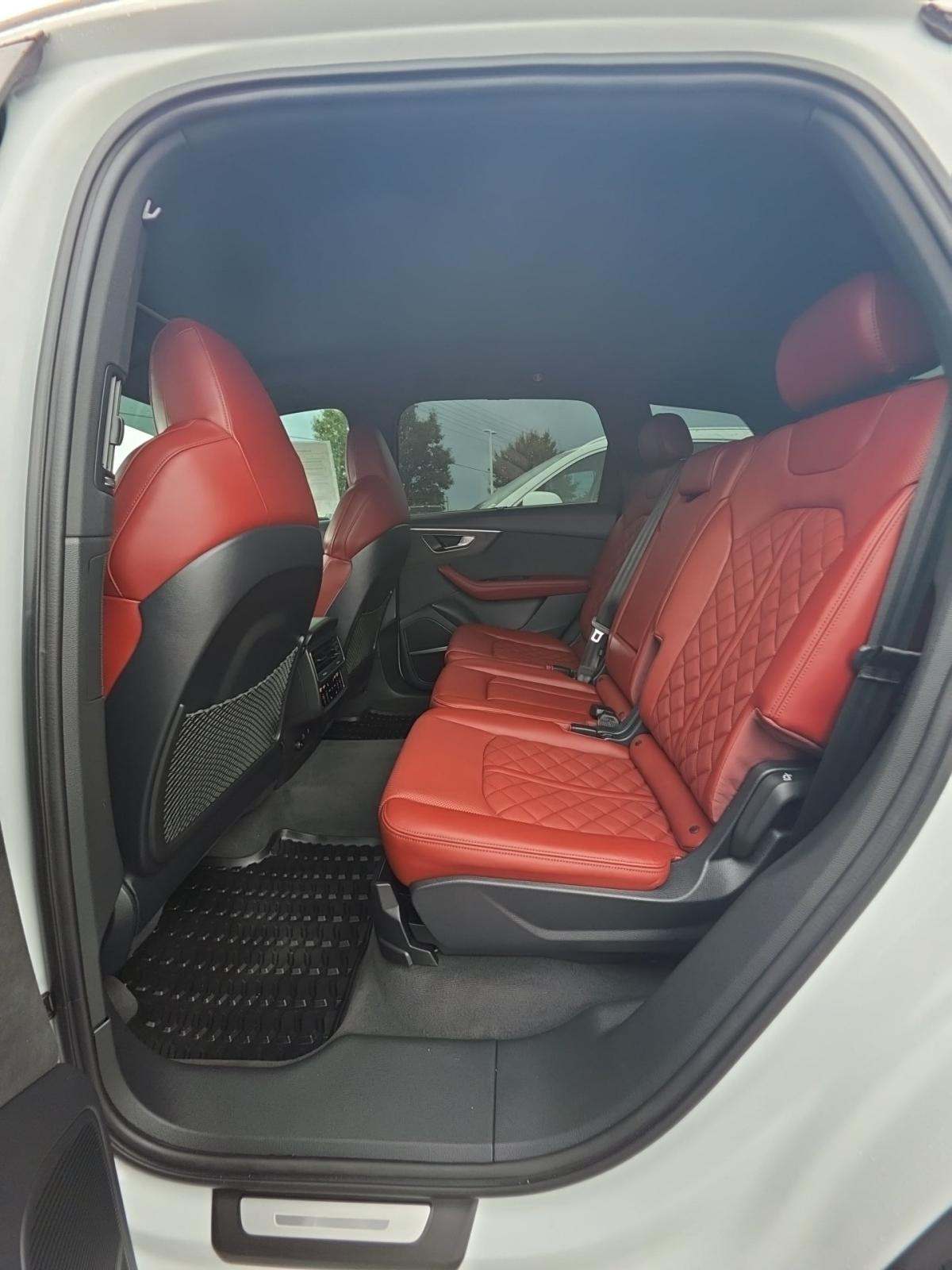 2023 Audi SQ7 Prestige AWD