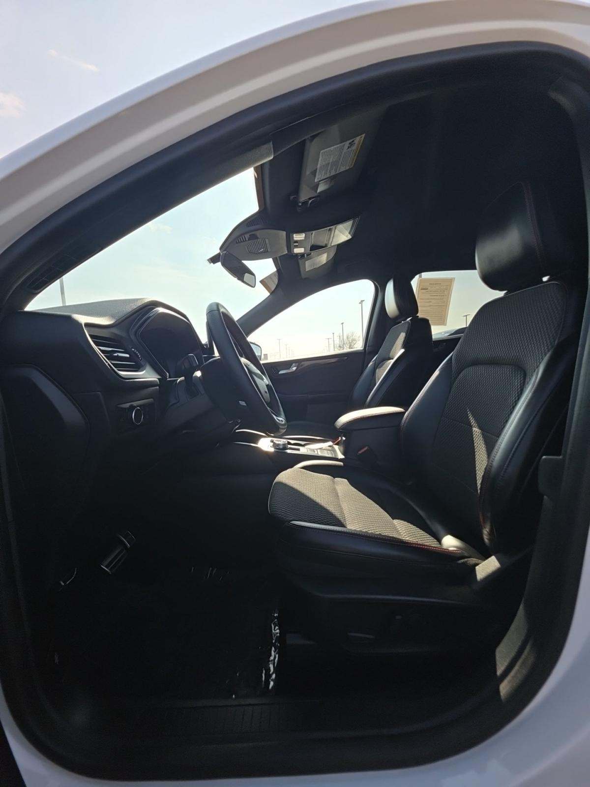 2023 Ford Escape ST-Line AWD