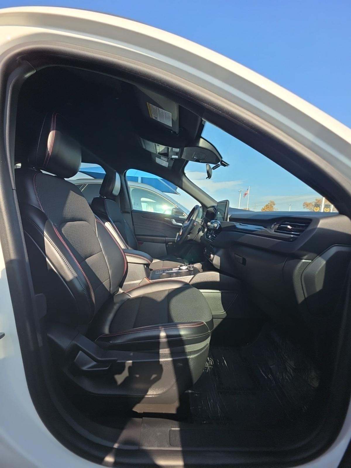 2023 Ford Escape ST-Line AWD