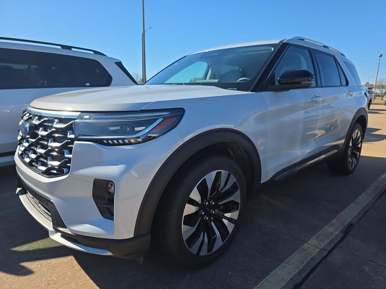 2025 Ford Explorer Platinum AWD