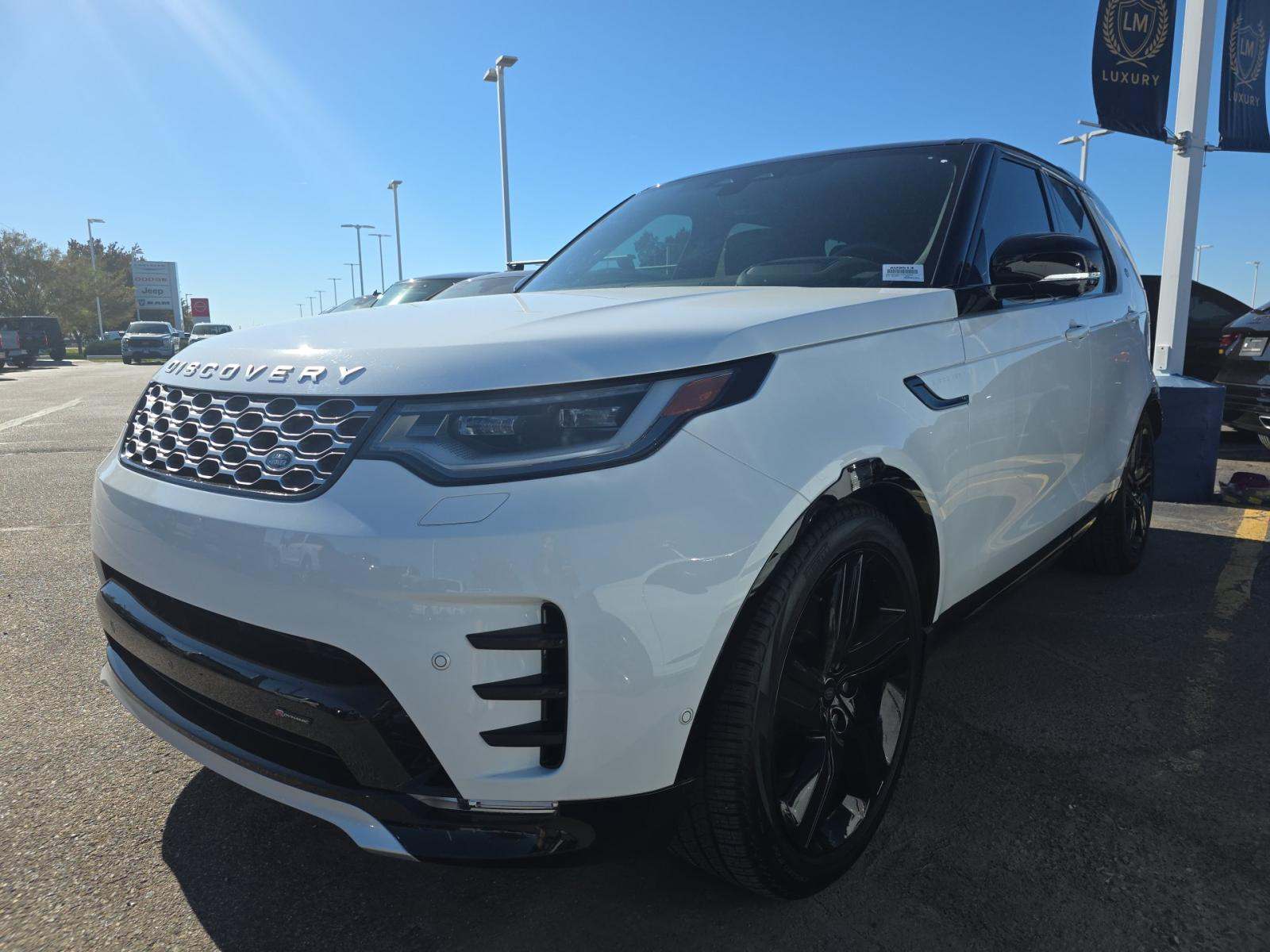 2023 Land Rover Discovery Metropolitan Edition AWD