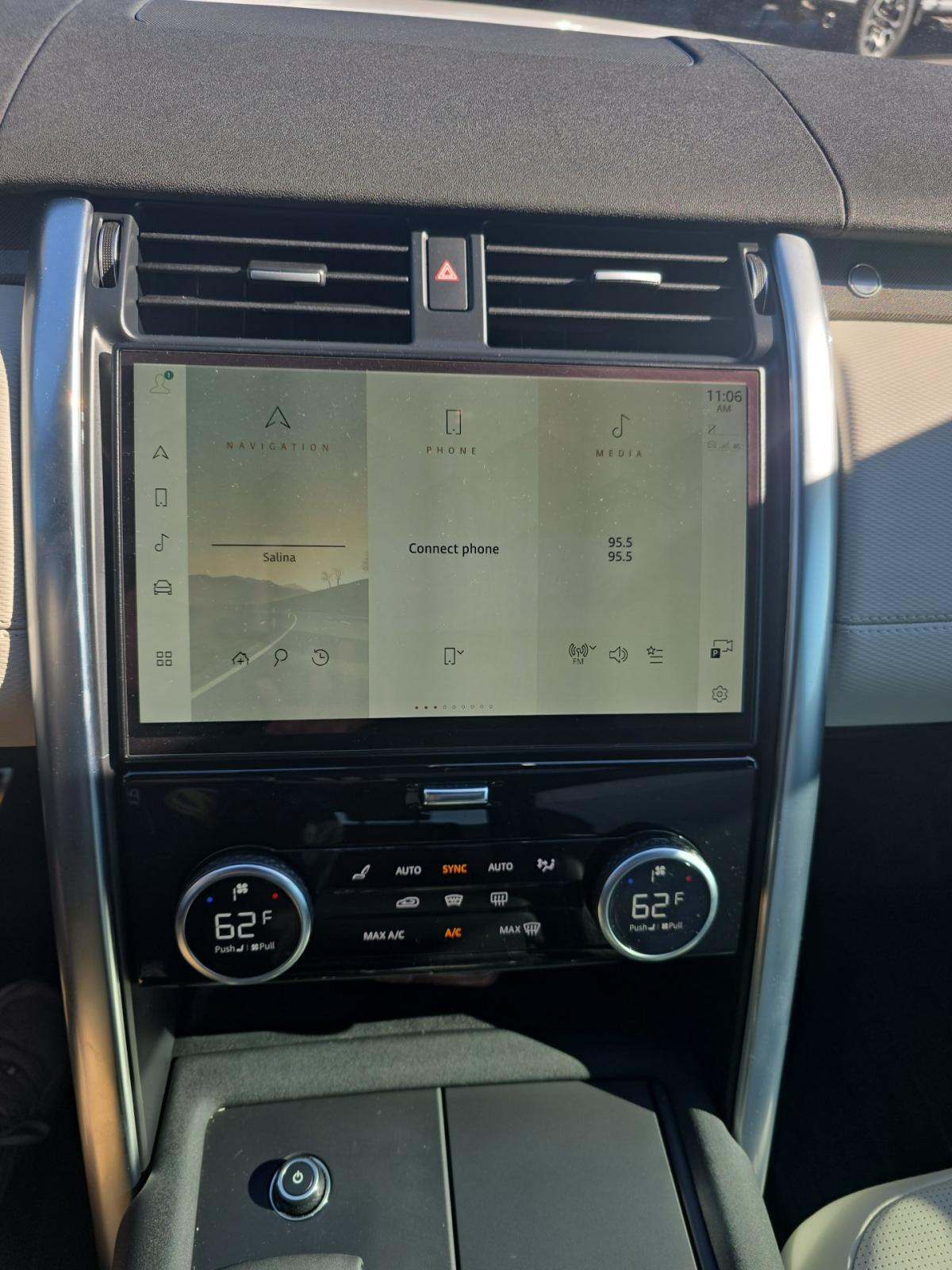 2023 Land Rover Discovery Metropolitan Edition AWD