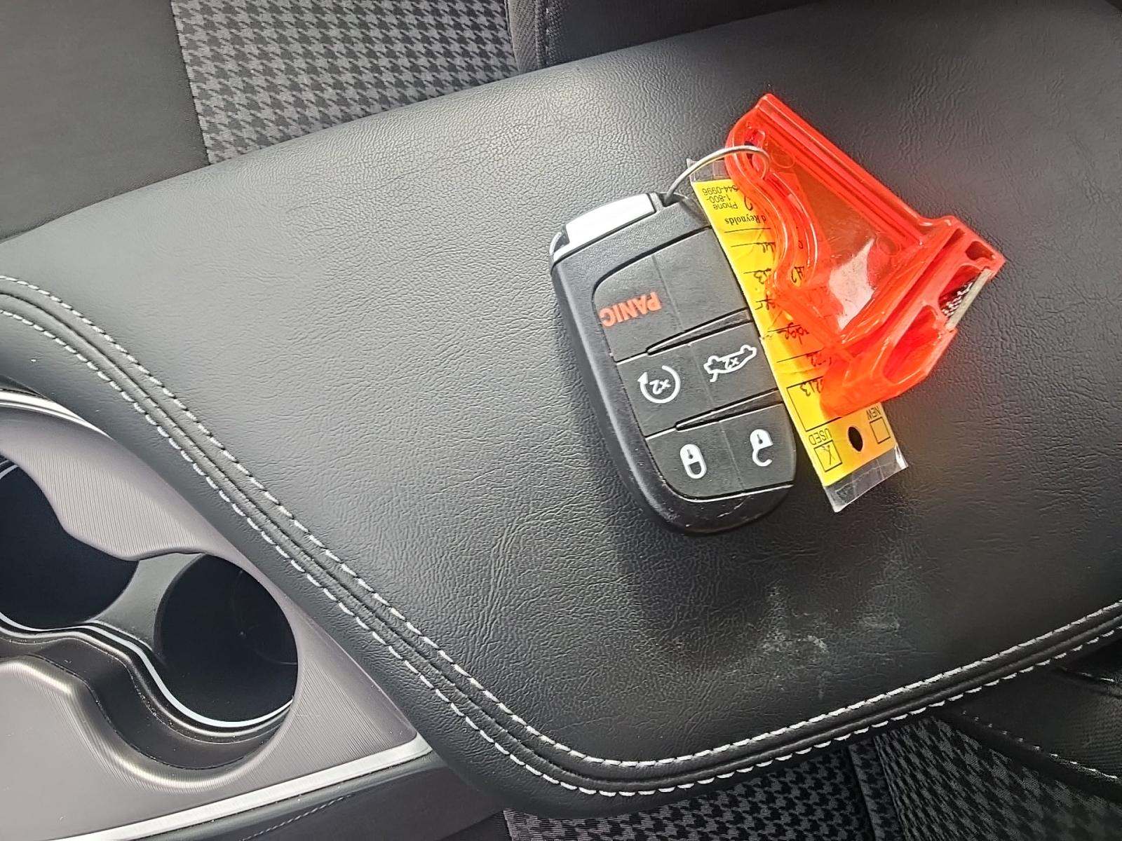 2022 Dodge Challenger R/T Scat Pack RWD