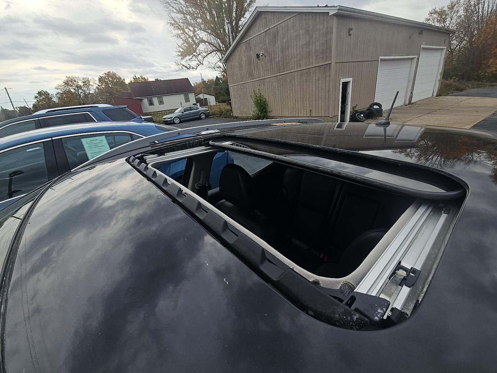 2022 Nissan Rogue Sport SL FWD