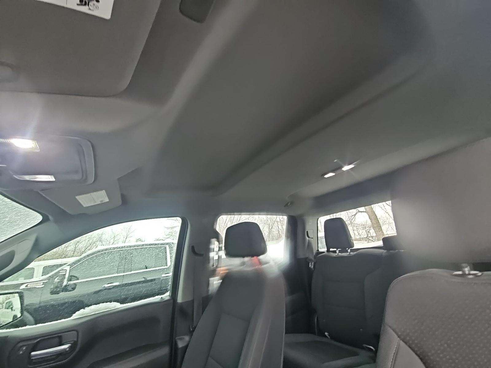 2021 Chevrolet Silverado 1500 Custom AWD