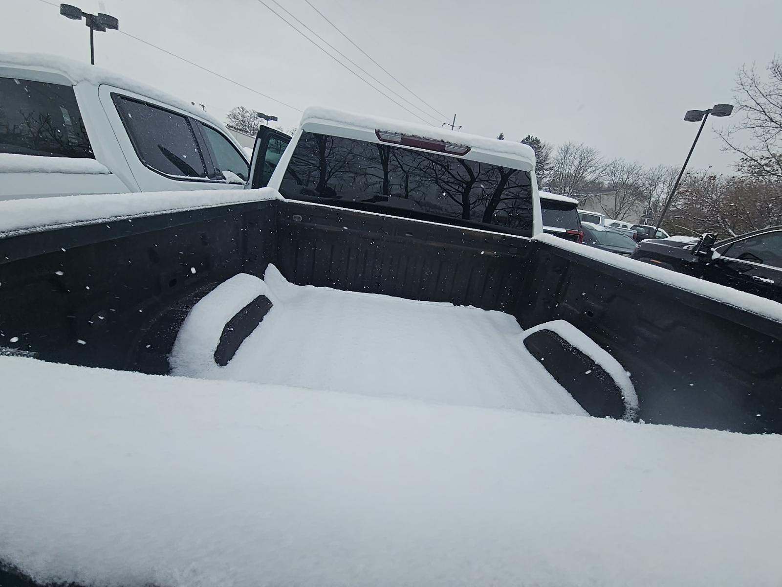 2021 Chevrolet Silverado 1500 Custom AWD