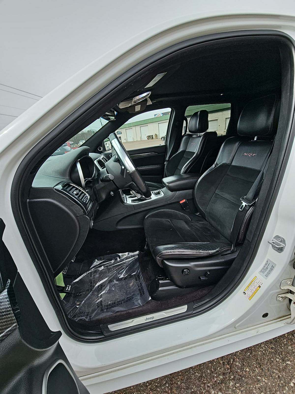 2016 Jeep Grand Cherokee SRT AWD