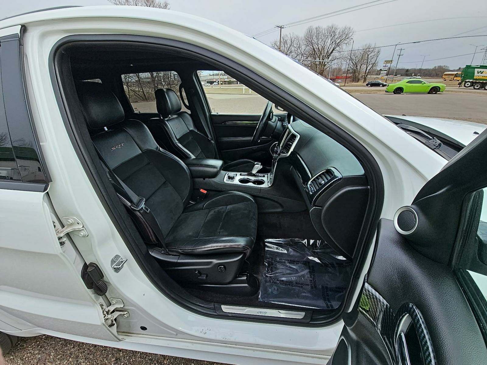 2016 Jeep Grand Cherokee SRT AWD