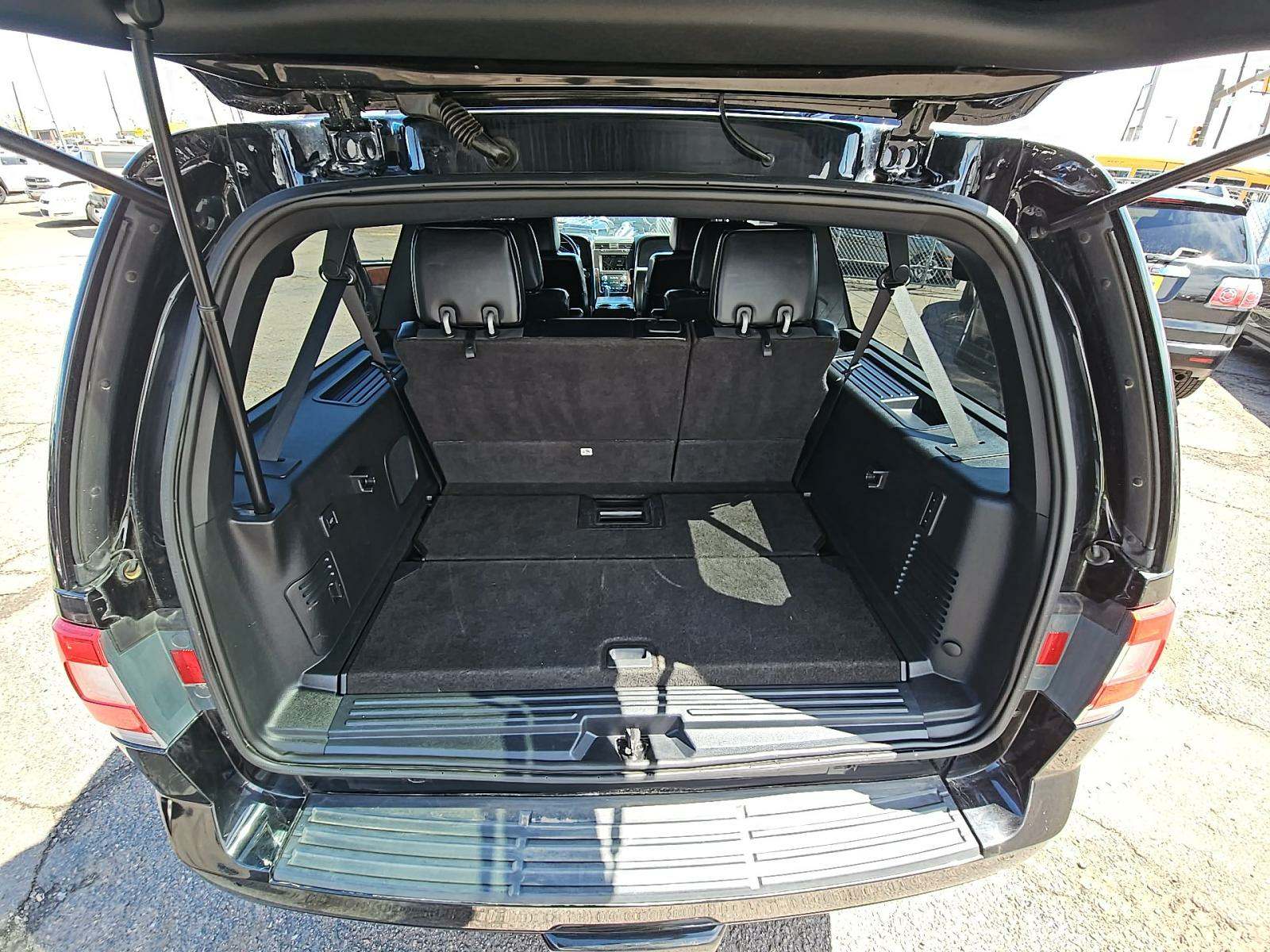 2017 Lincoln Navigator L Select AWD