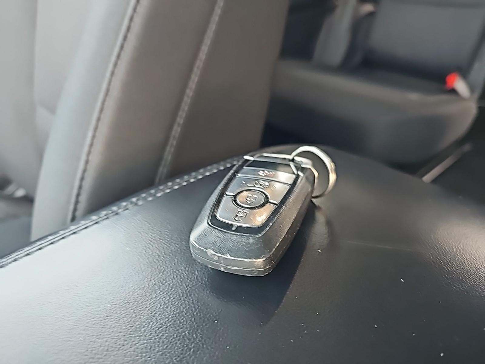 2023 Ford Explorer XLT AWD