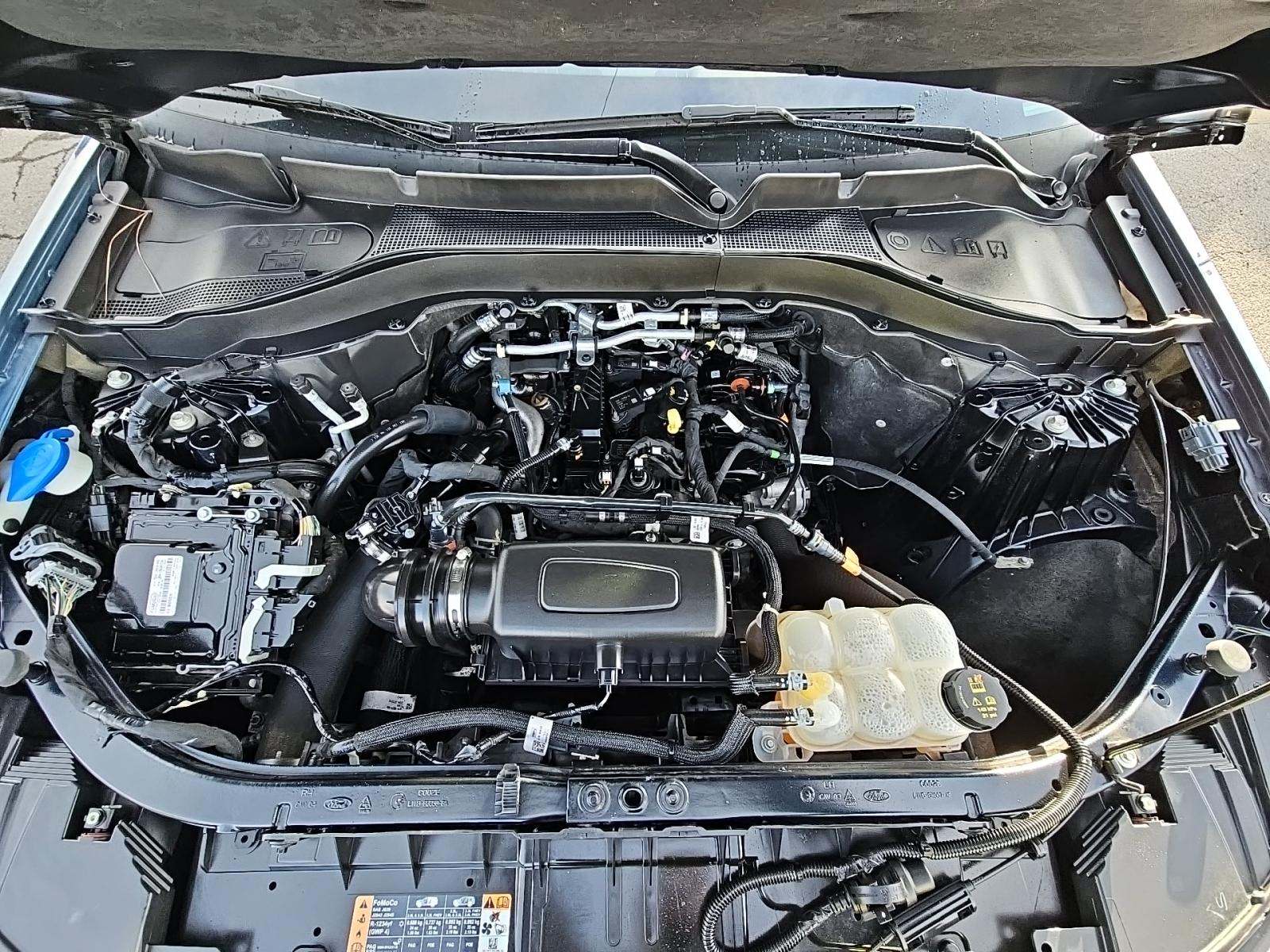 2023 Ford Explorer XLT AWD