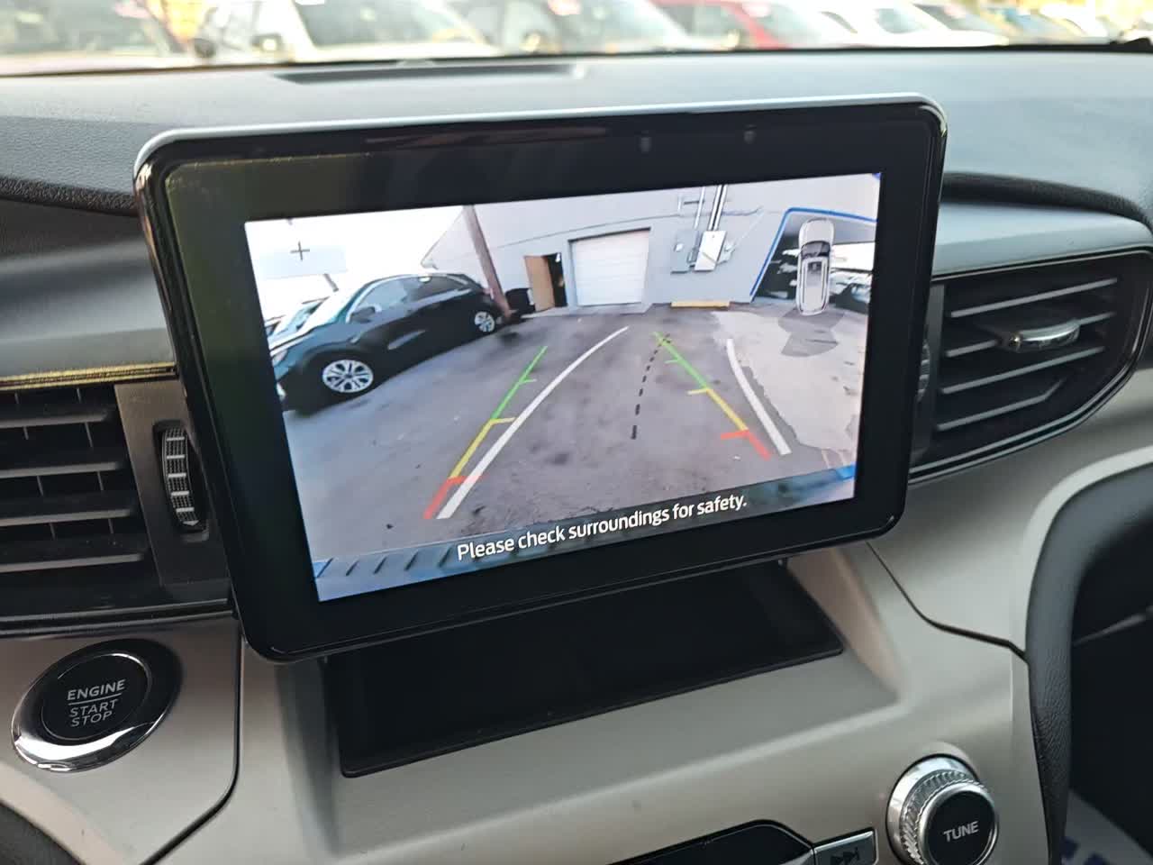 2023 Ford Explorer XLT AWD