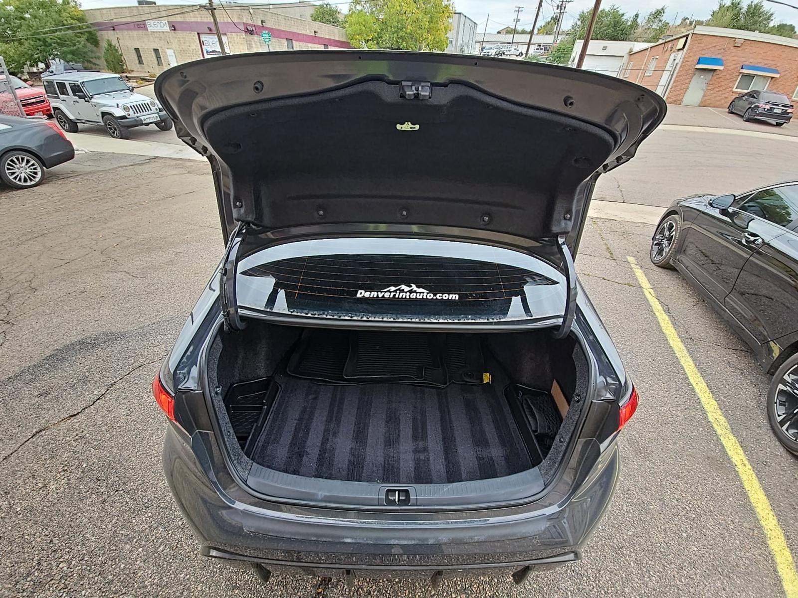 2025 Toyota Corolla SE FWD