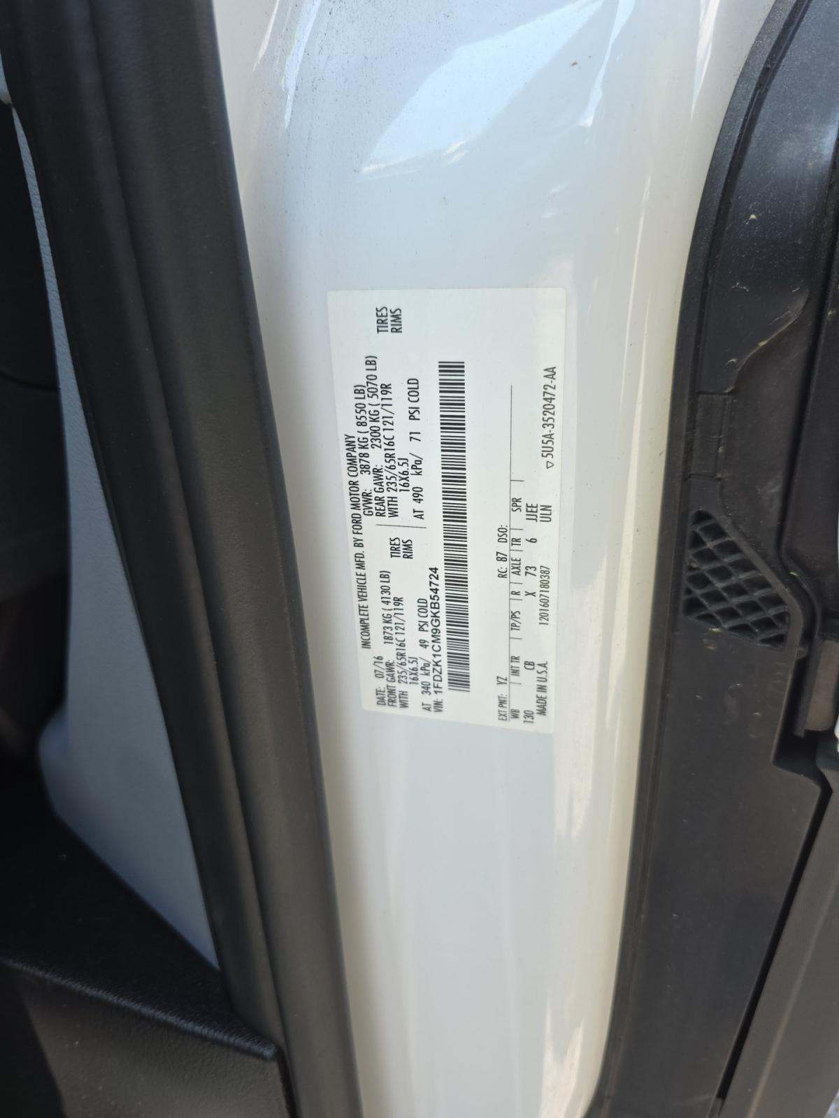 FORD TRANSIT 150 - 1