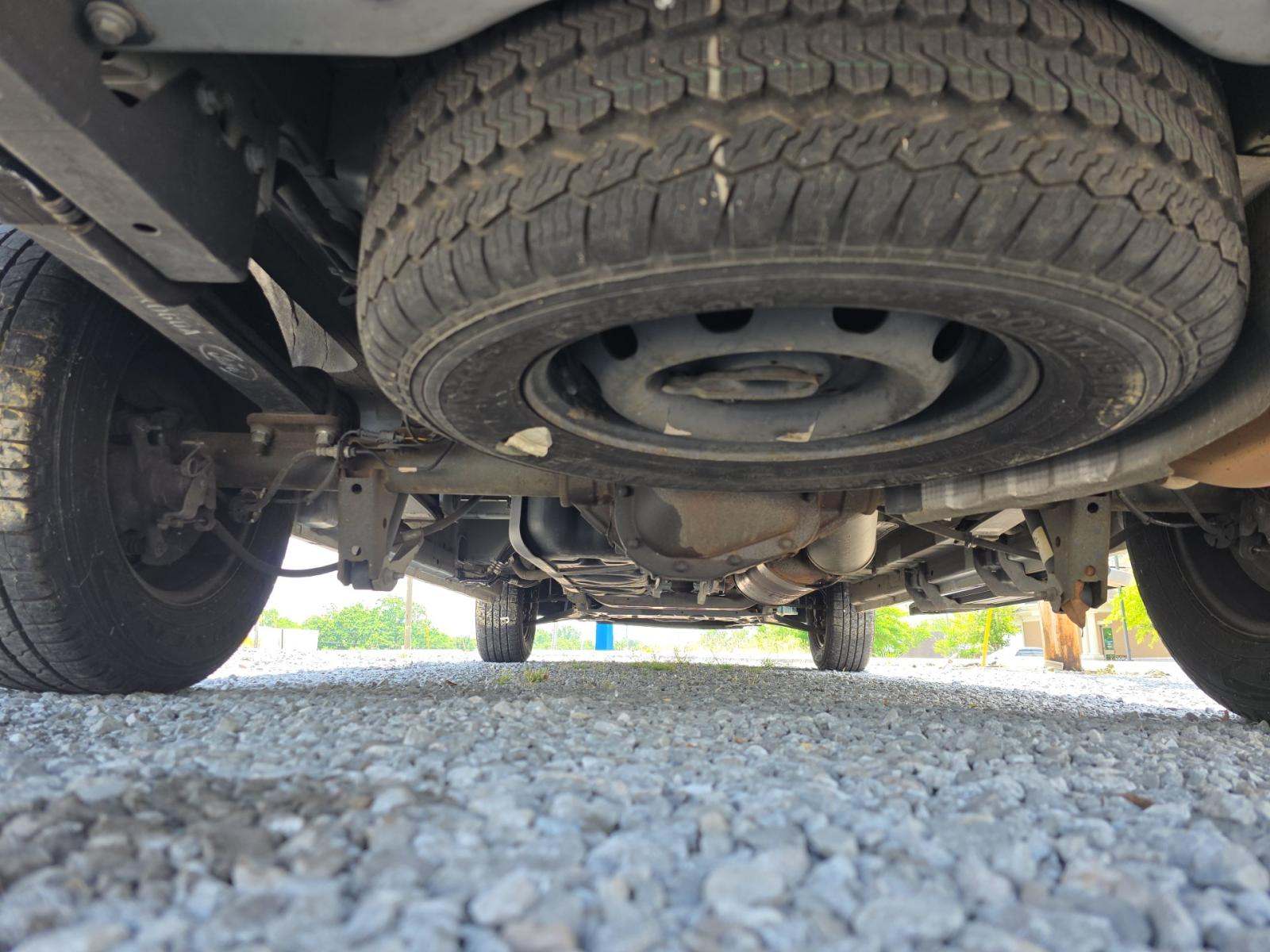 FORD TRANSIT 150 - 10