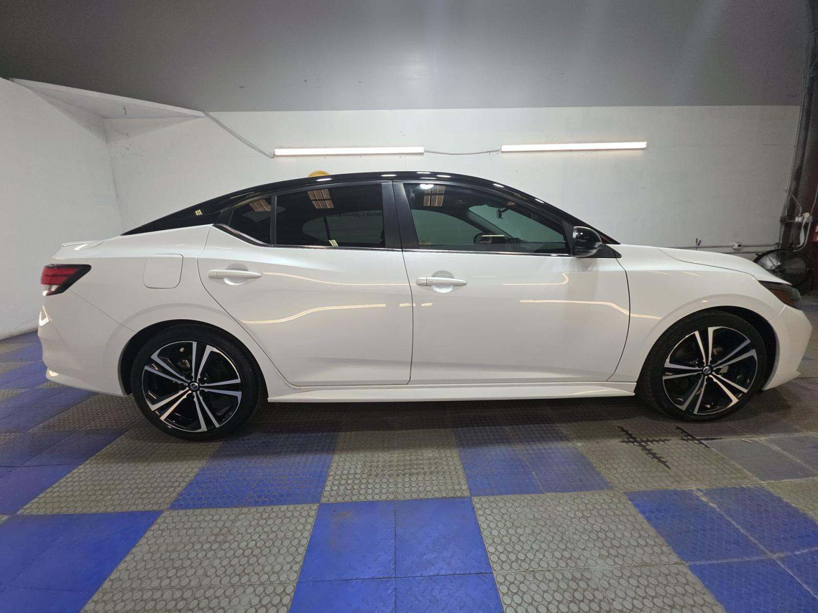 NISSAN SENTRA - 4