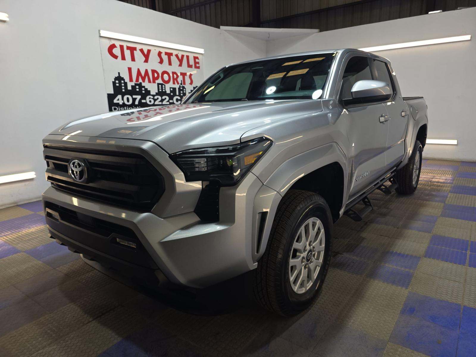 2026 Toyota Tacoma SR5 AWD