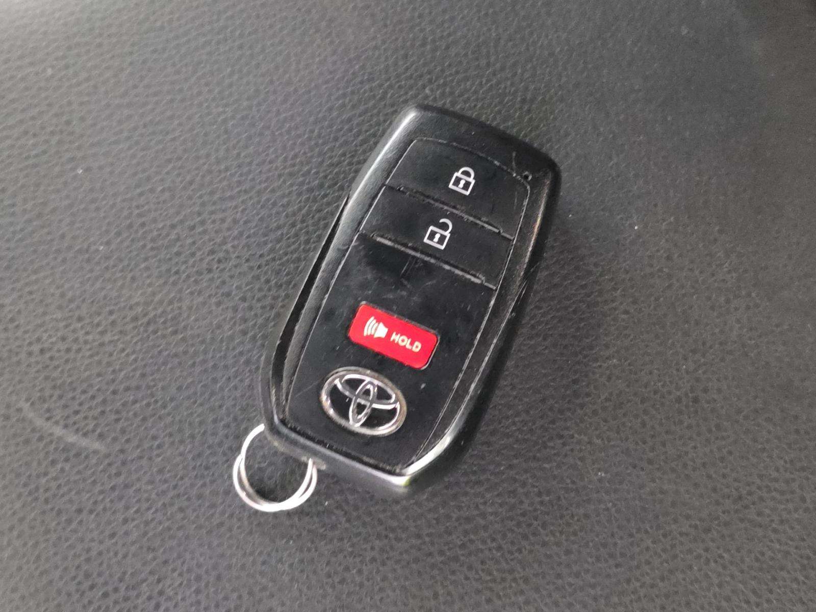2026 Toyota Tacoma SR5 AWD