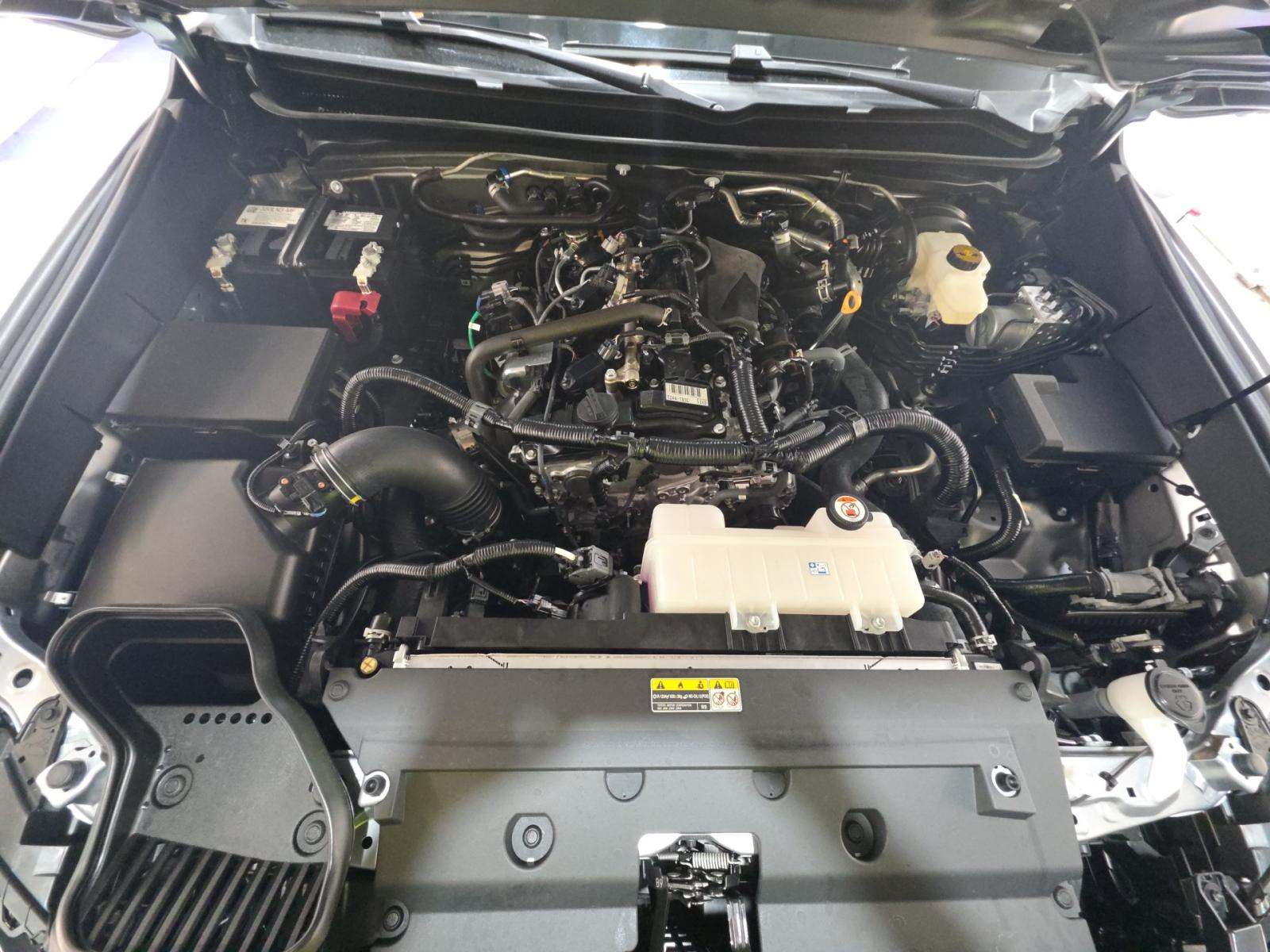 2026 Toyota Tacoma SR5 AWD