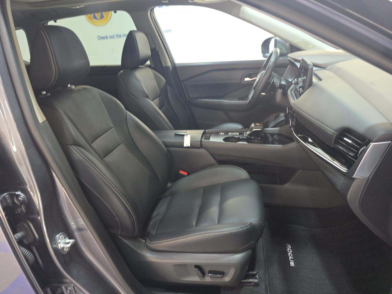 2023 Nissan Rogue SL FWD