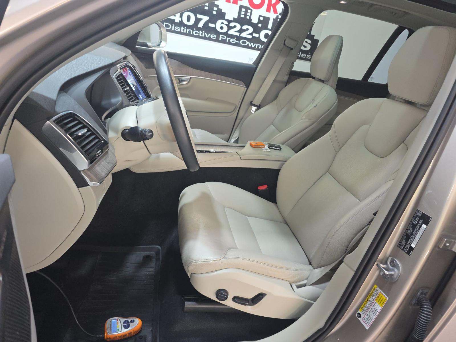 2024 Volvo XC90 B5 Plus AWD
