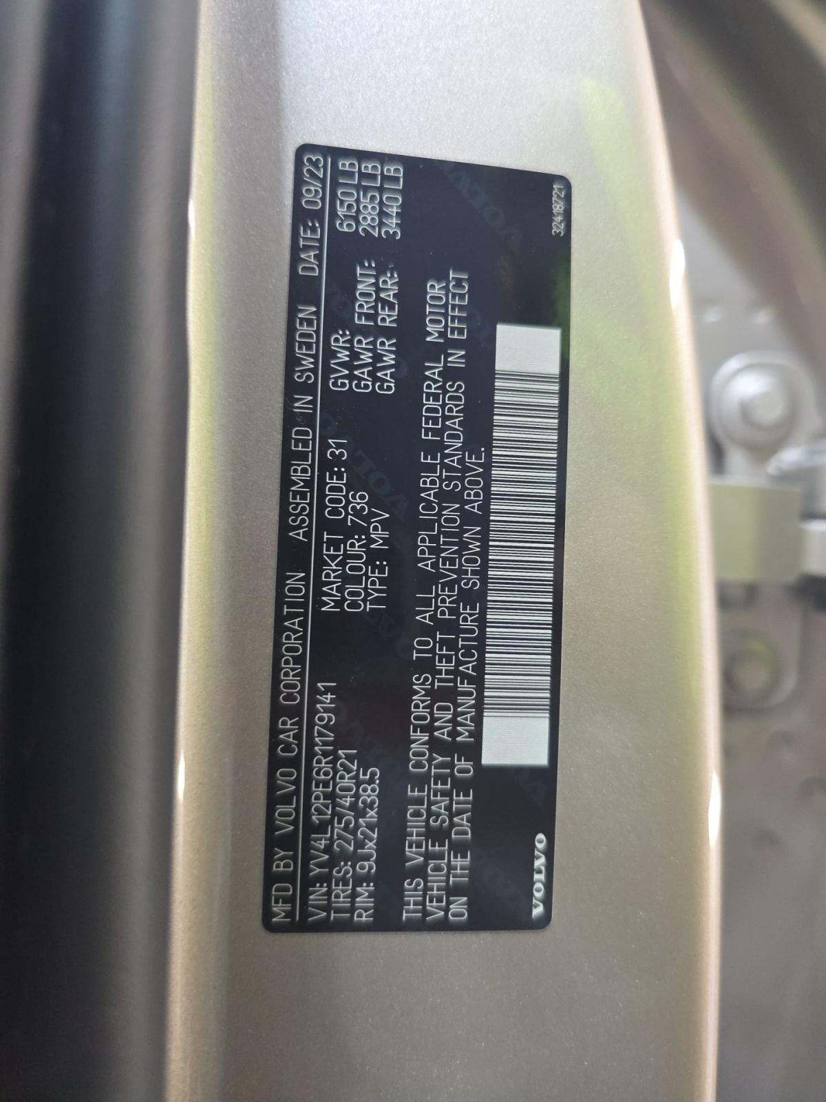 2024 Volvo XC90 B5 Plus AWD