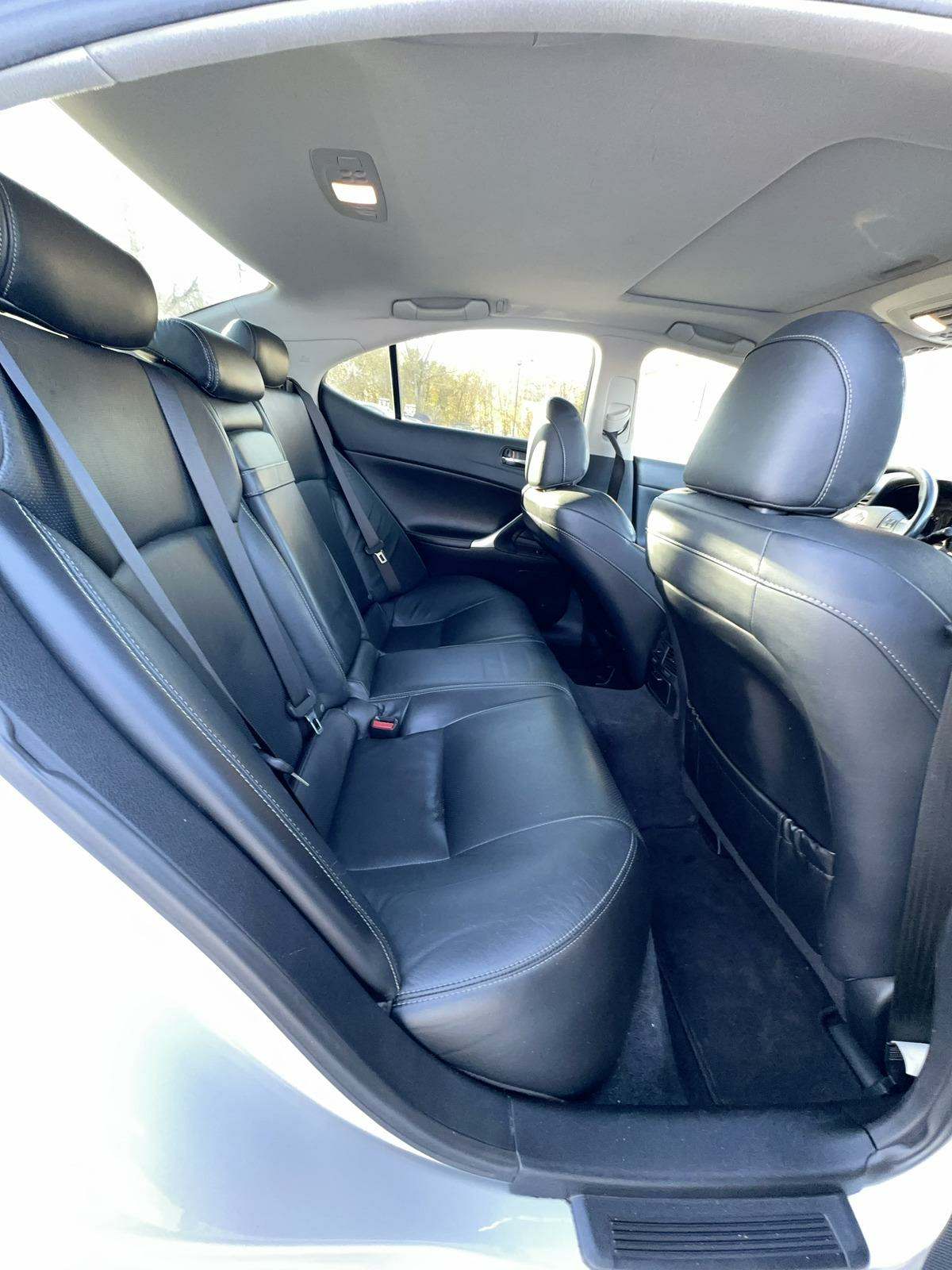 2010 Lexus IS 4D SEDAN AWD