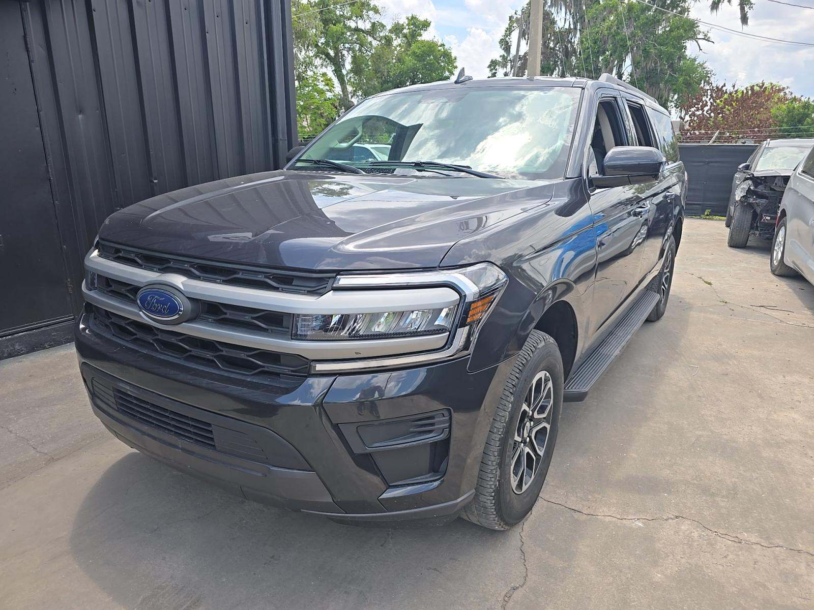 FORD EXPEDITION MAX - 1