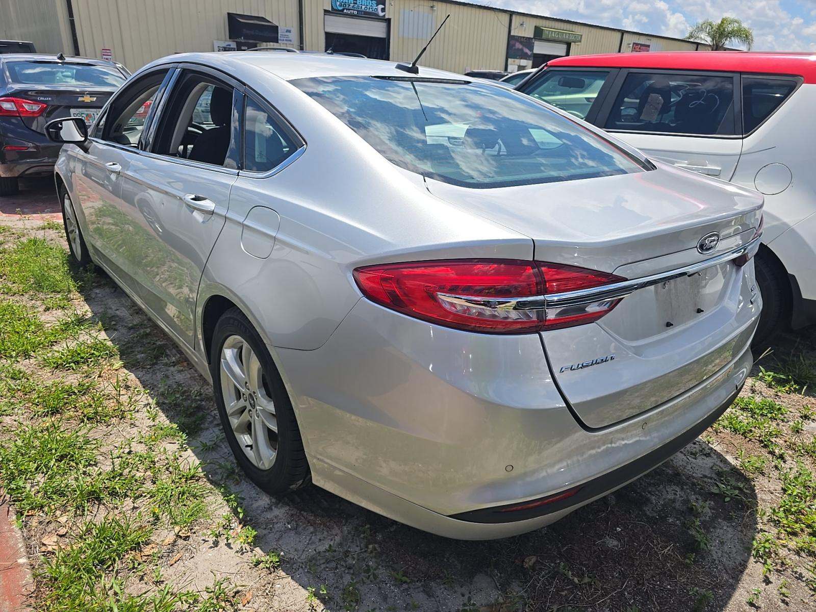 FORD FUSION - 2