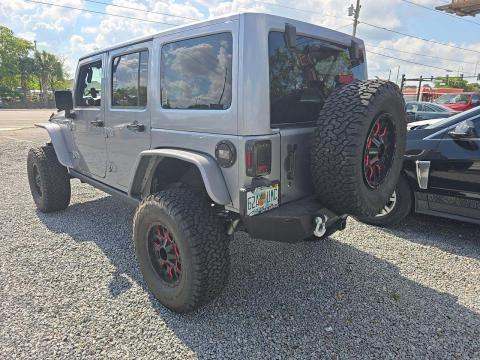 JEEP UNLIMITED RUBICON - 2