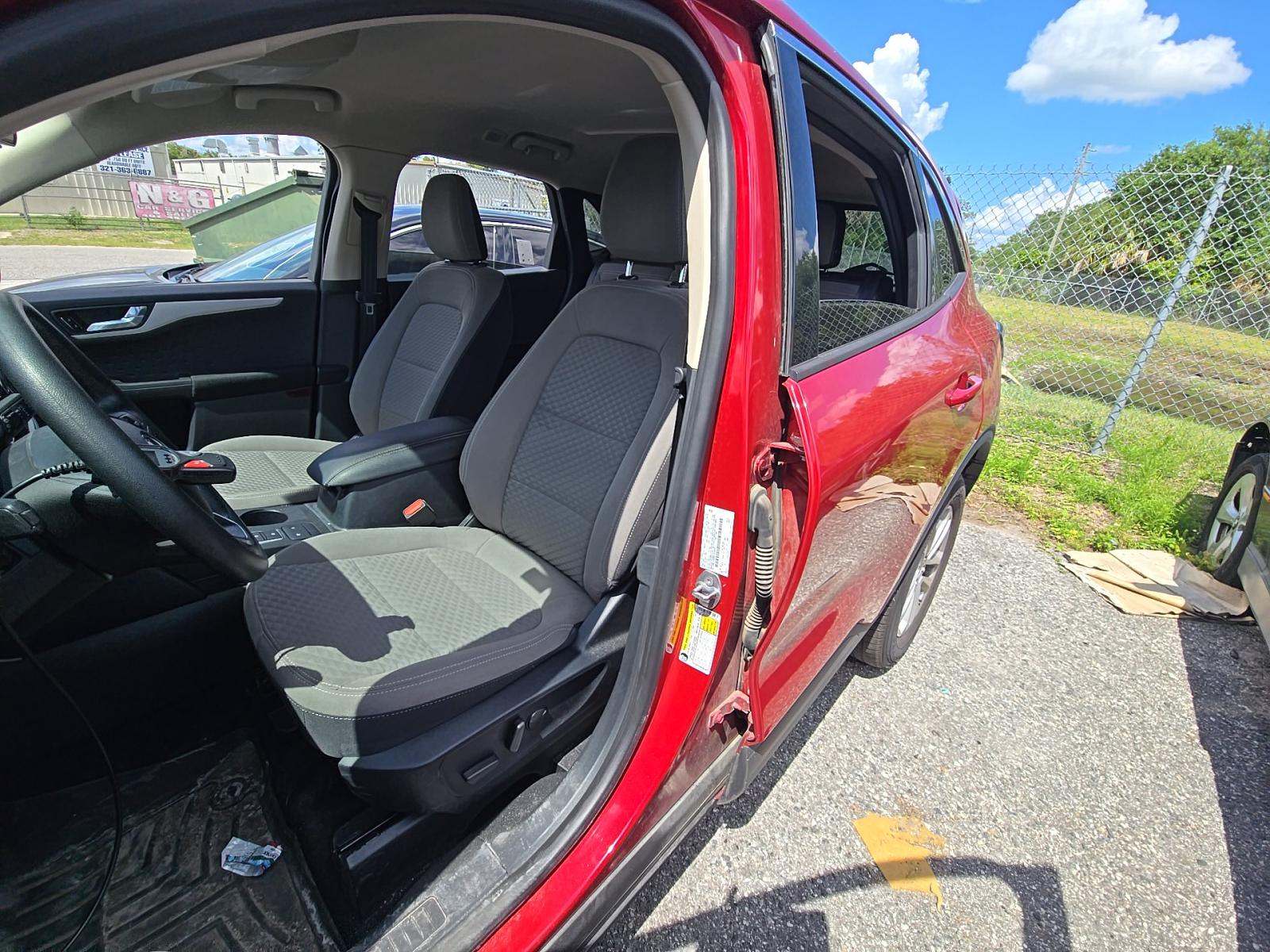 FORD ESCAPE - 6