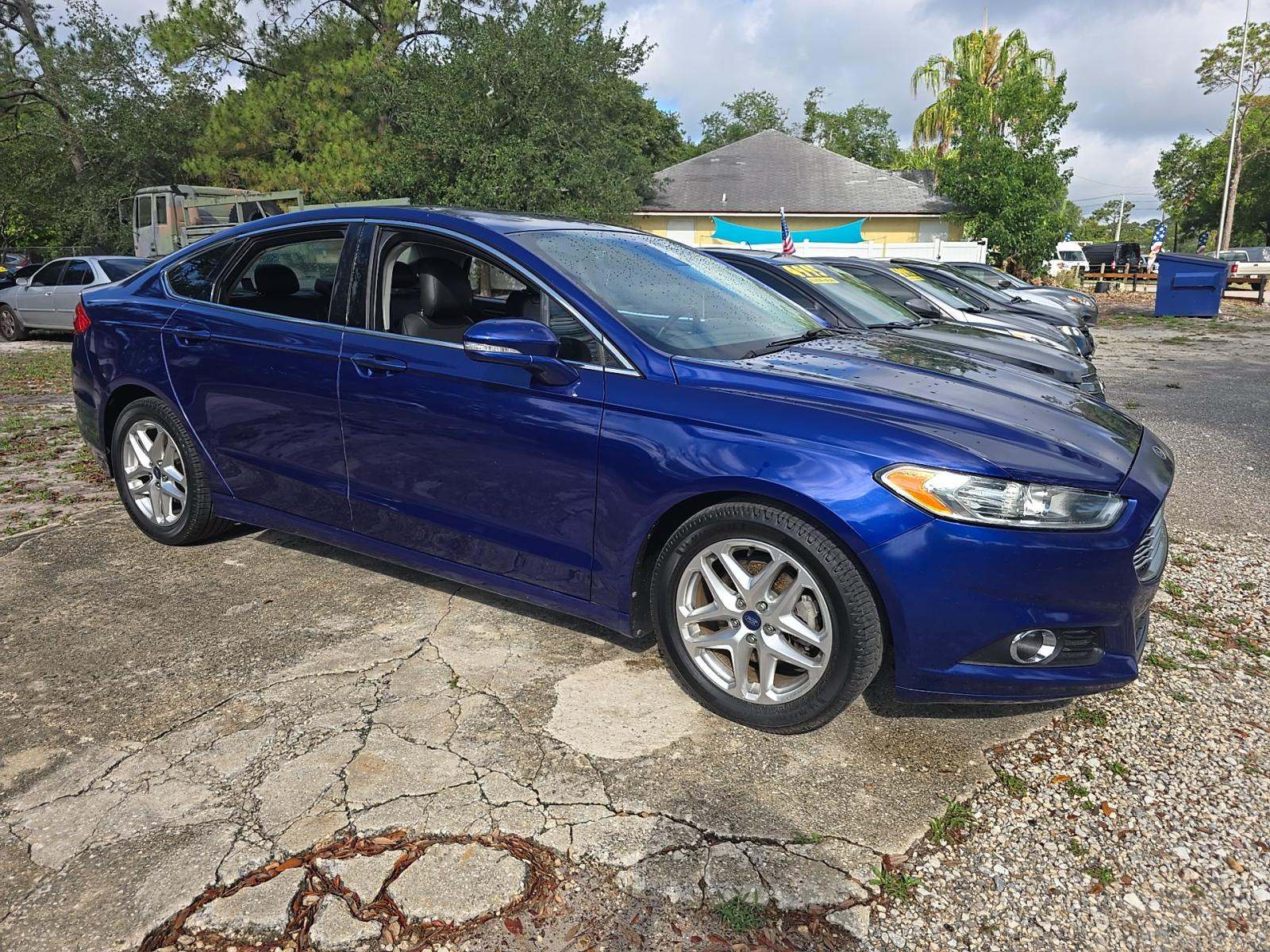 FORD FUSION - 4