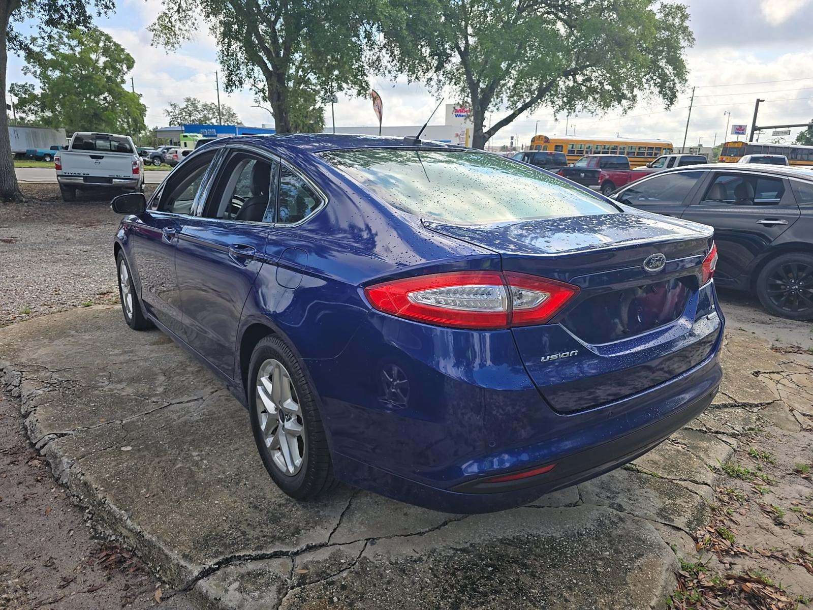 FORD FUSION - 2