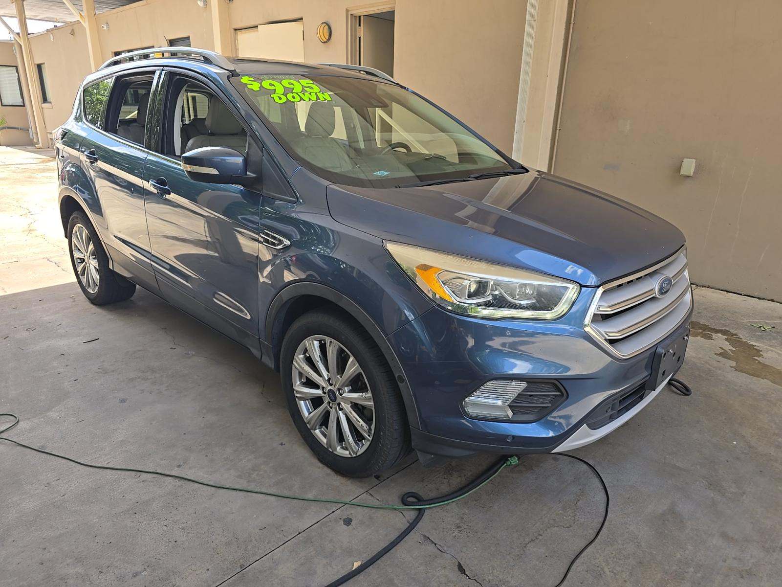 FORD ESCAPE - 4