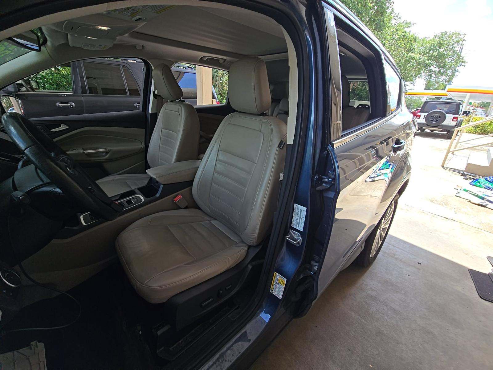 FORD ESCAPE - 6