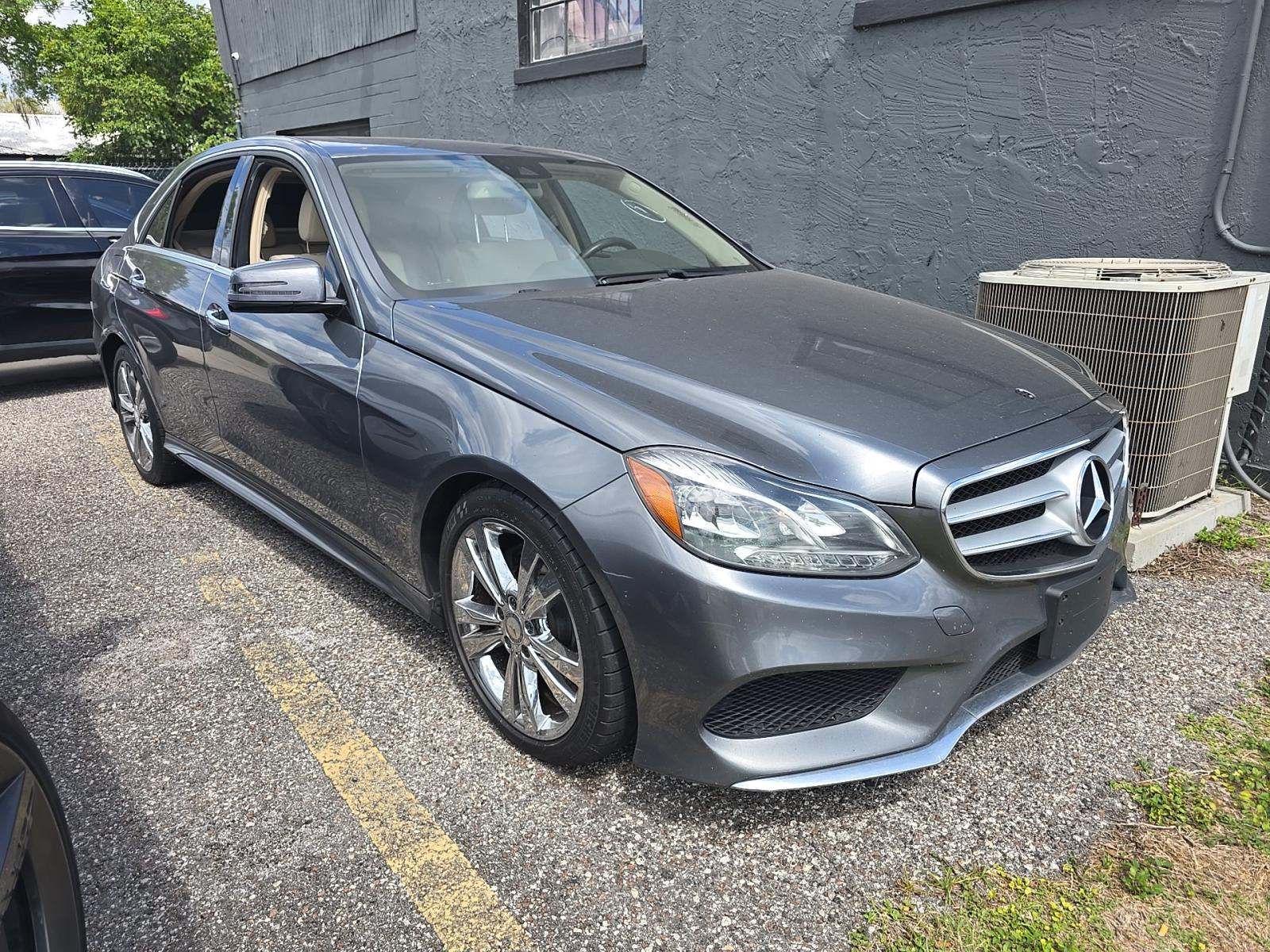 MERCEDES-BENZ E-CLASS - 4