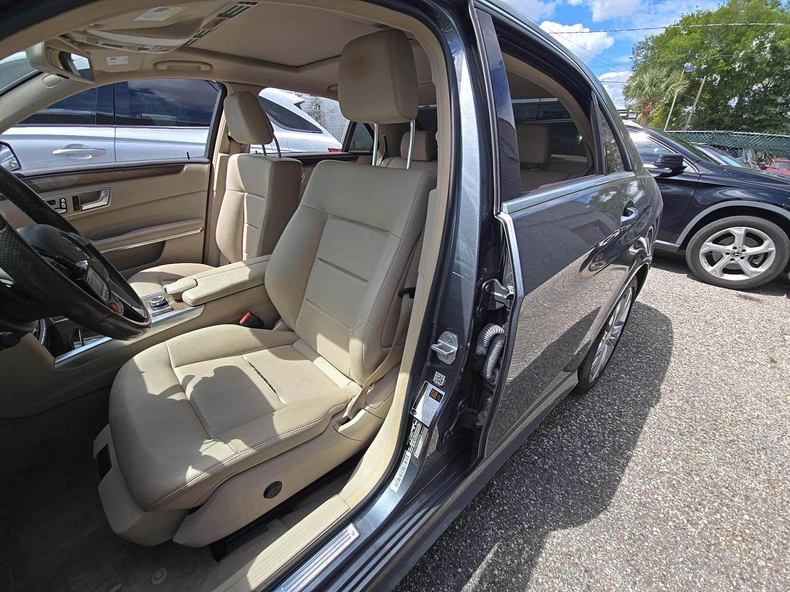 MERCEDES-BENZ E-CLASS - 6