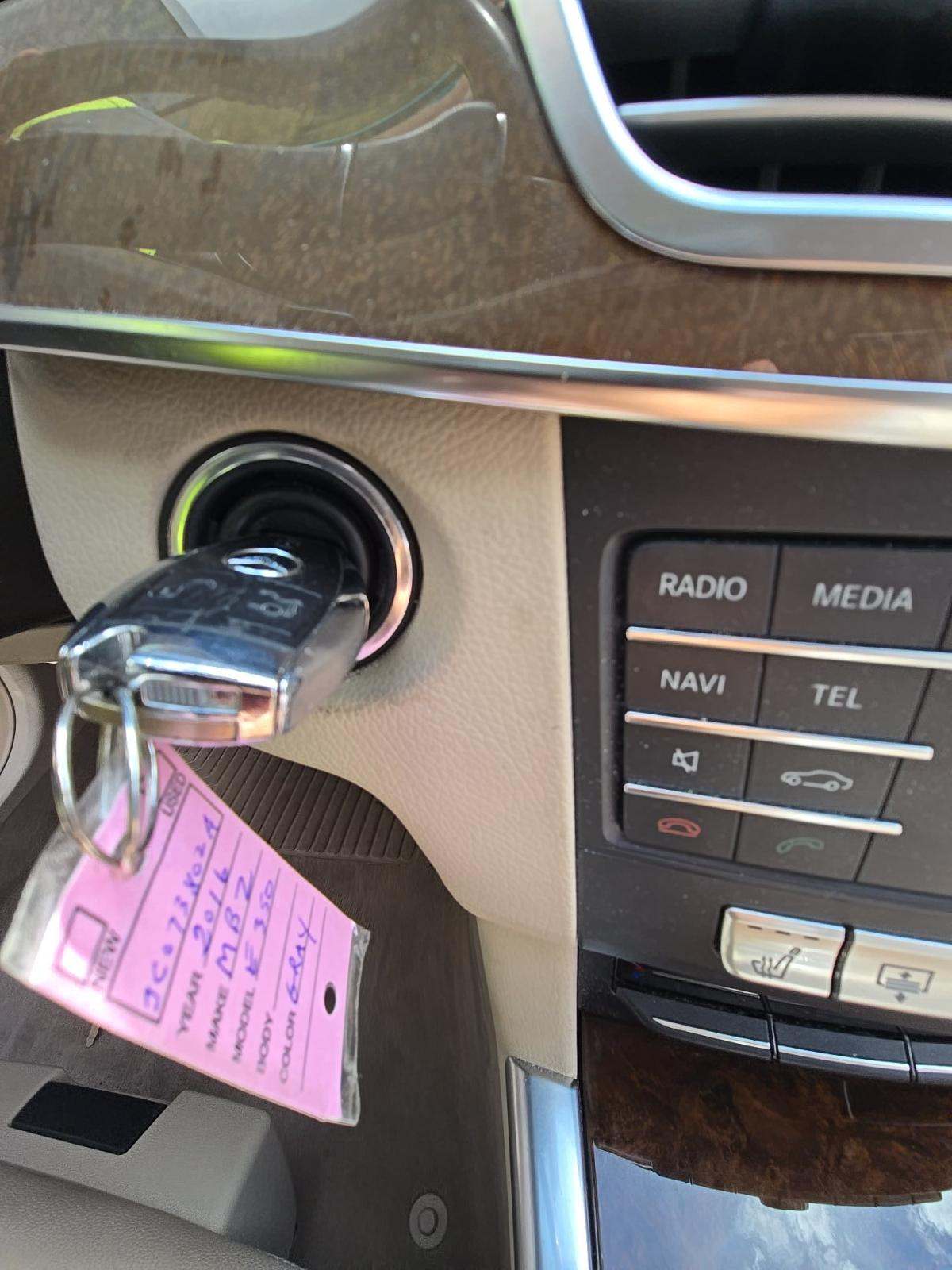 MERCEDES-BENZ E-CLASS - 8