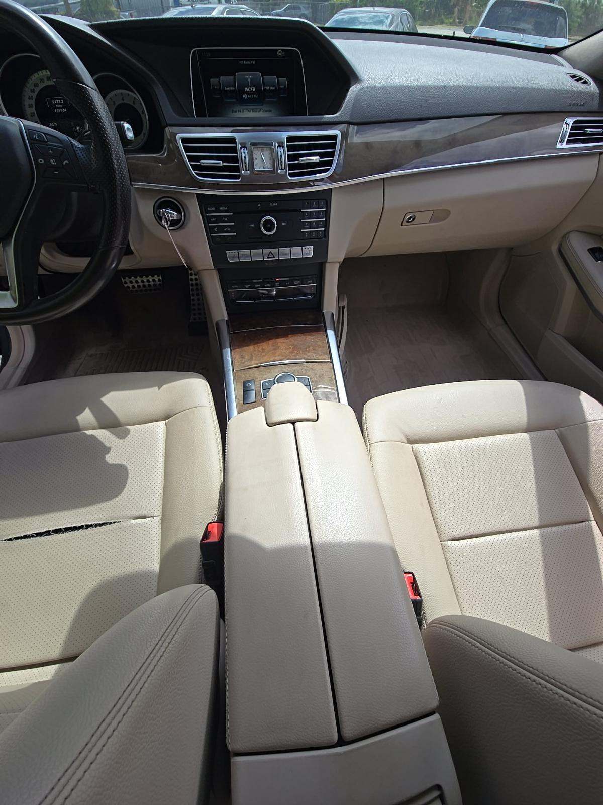 MERCEDES-BENZ E-CLASS - 10