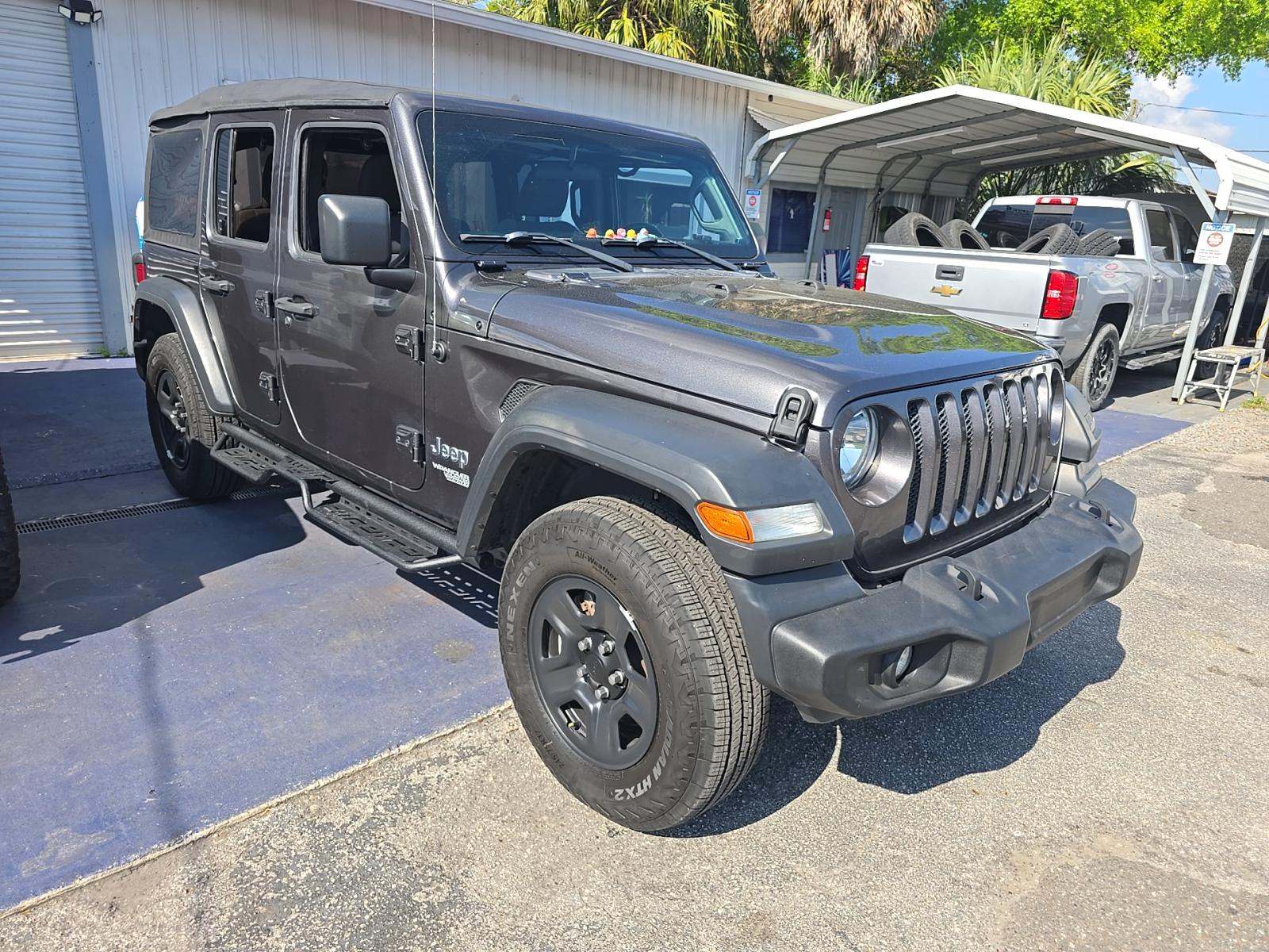 JEEP WRANGLER - 4