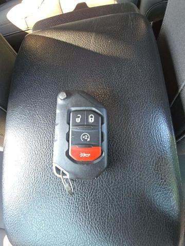 JEEP UNLIMITED SPORT S - 8