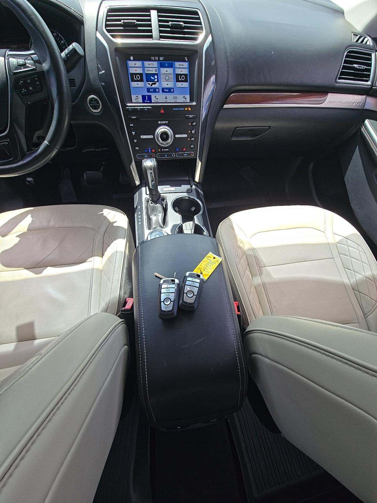FORD EXPLORER - 10