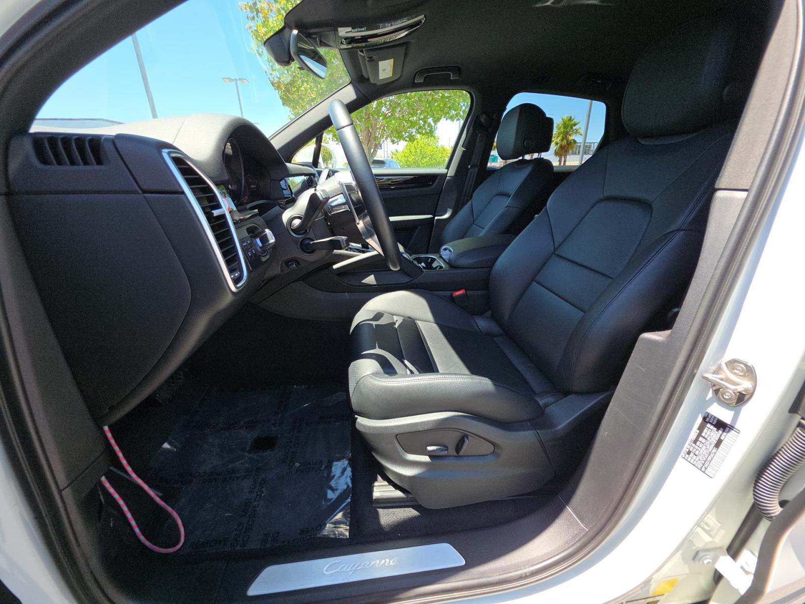 PORSCHE CAYENNE - 2