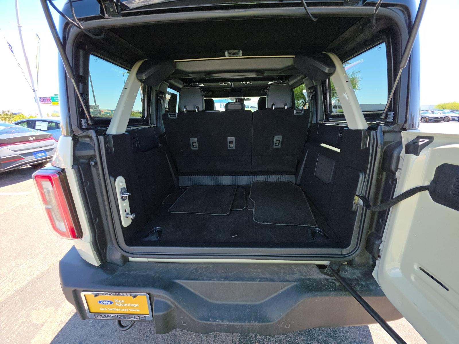 FORD BRONCO - 10