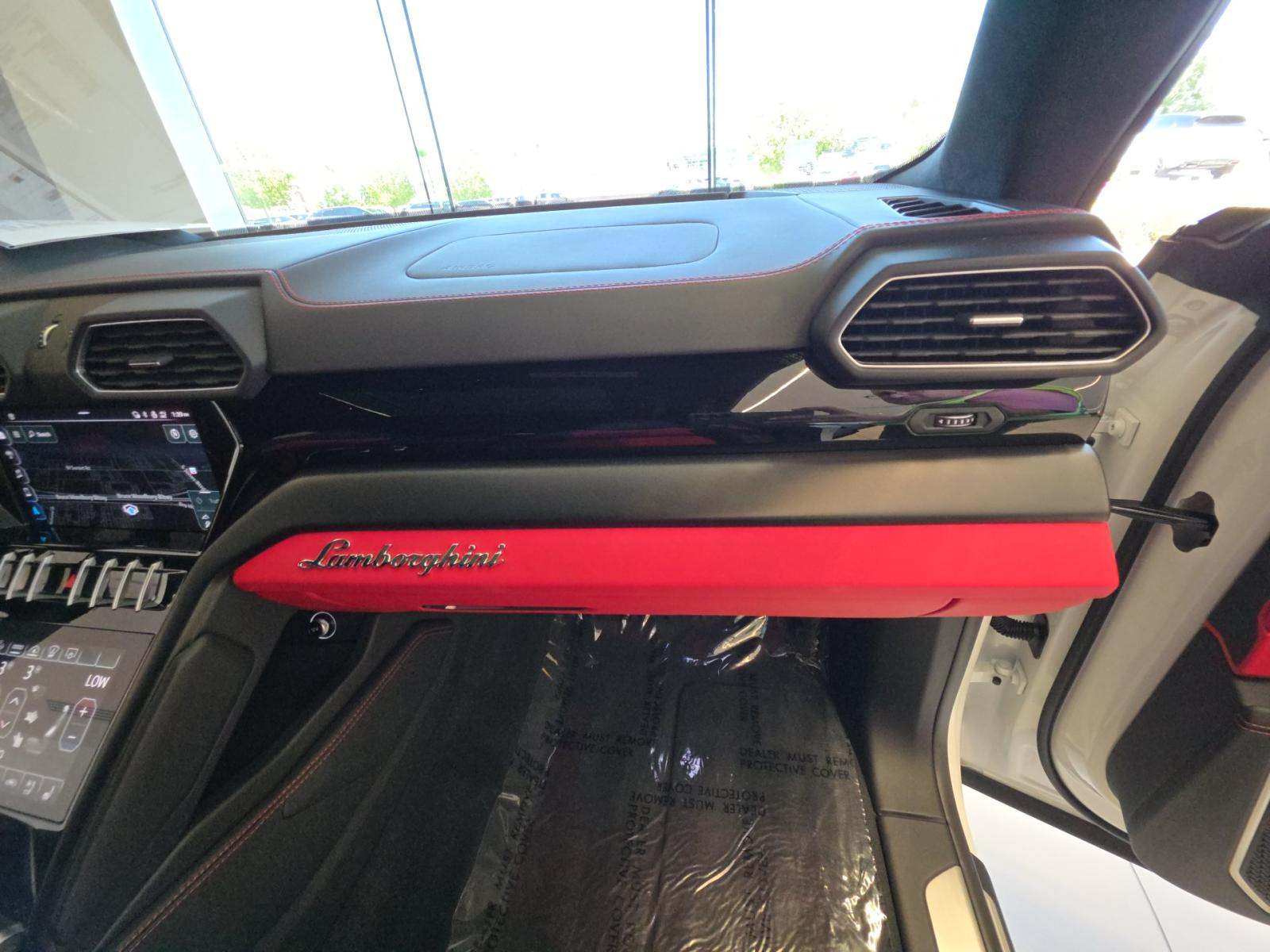 2022 Lamborghini Urus Base AWD
