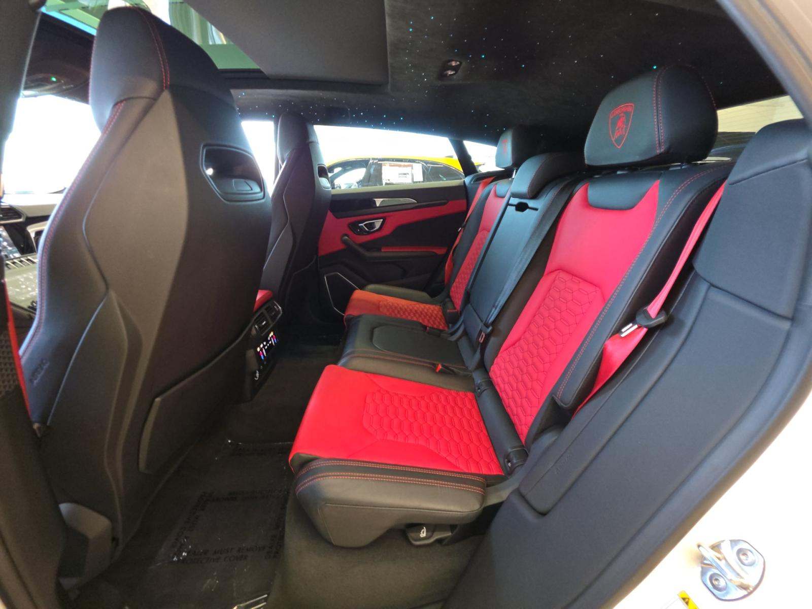 2022 Lamborghini Urus Base AWD