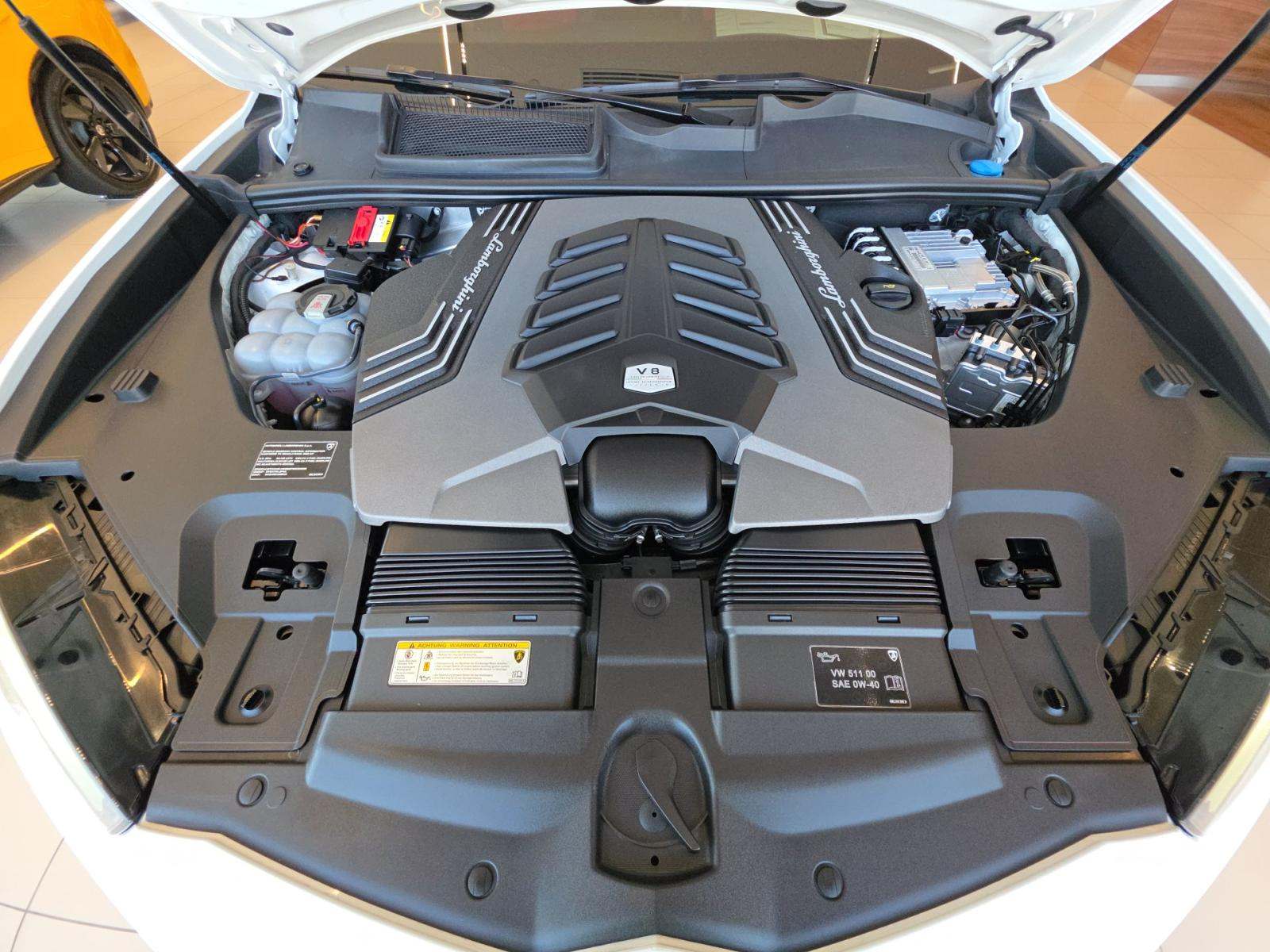 2022 Lamborghini Urus Base AWD